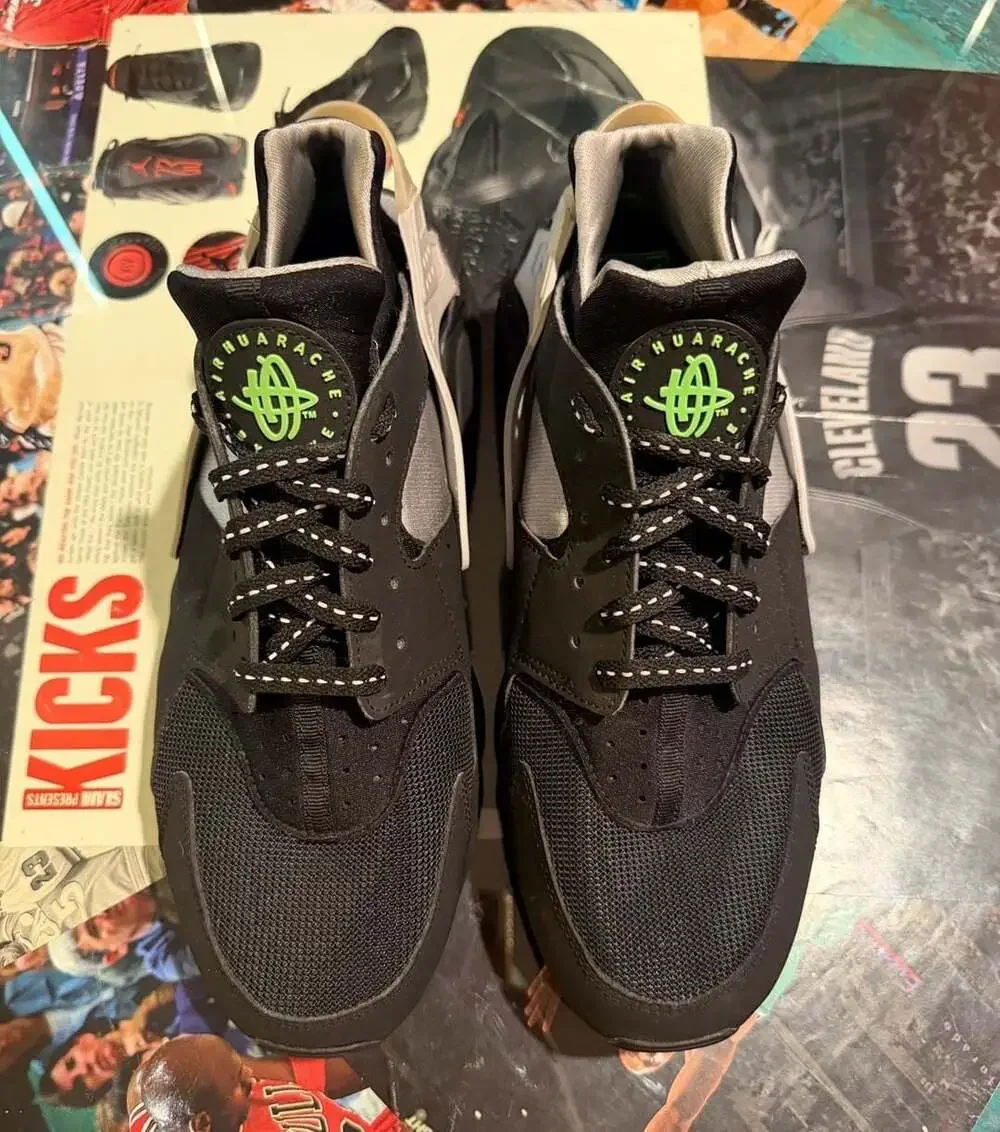 Nike Air Huarache F22 Black Neon DR0141-001 Size 11.5